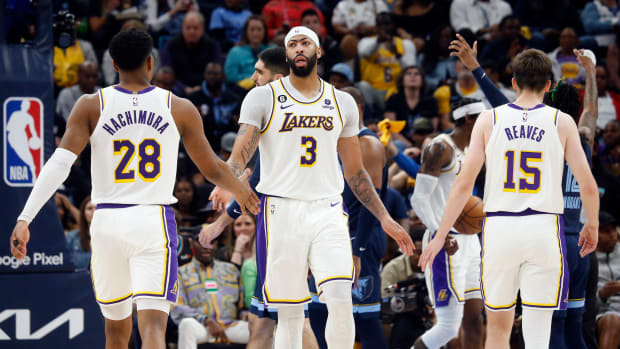 anthony davis rui hachimura austin reaves grizzlies